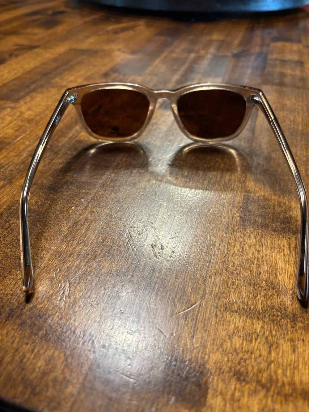 Quince Athens Polarized Sunglasses Clear Taupe Brown 52-19-145 Lens Scratched